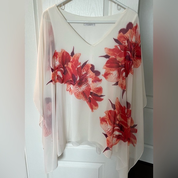 WINDSMOOR women’s top.Size L/M. Loose fit.Gorgeous design.Stylish and very posh. - Picture 5 of 13